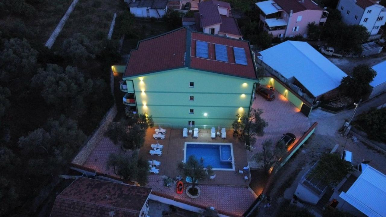 Green Dolphin Διαμέρισμα Bar Εξωτερικό φωτογραφία